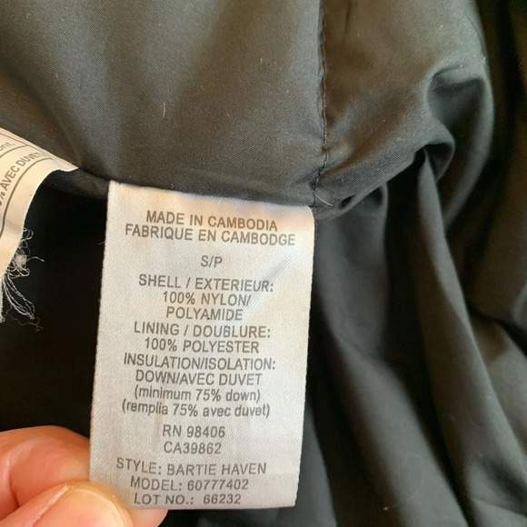 Theory black puffer/ parka  Down Filled coat size small. "Bartie Haven" - Picture 7 of 17